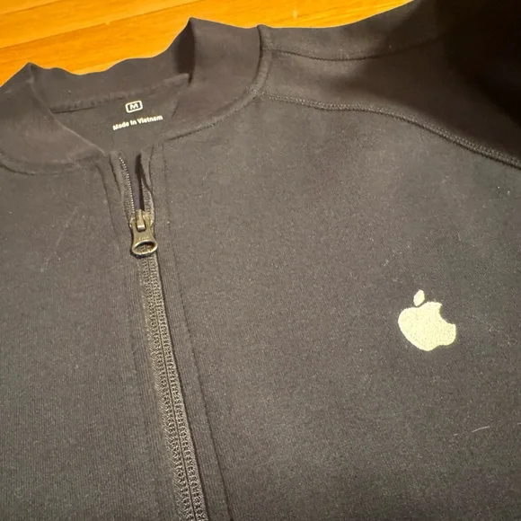 Apple Employee Black Jacket - Picture 4 of 6